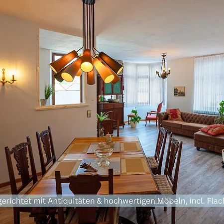 Grafenwohnung Mit Grossem Dachgarten Im Gaestehaus Graf-schmelzer トリッテンハイム