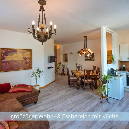 アパート Grafenwohnung Mit Grossem Dachgarten Im Gaestehaus Graf-schmelzer トリッテンハイム