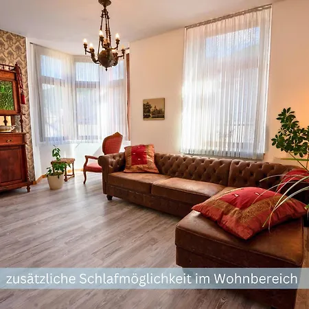 Grafenwohnung Mit Grossem Dachgarten Im Gaestehaus Graf-schmelzer *
